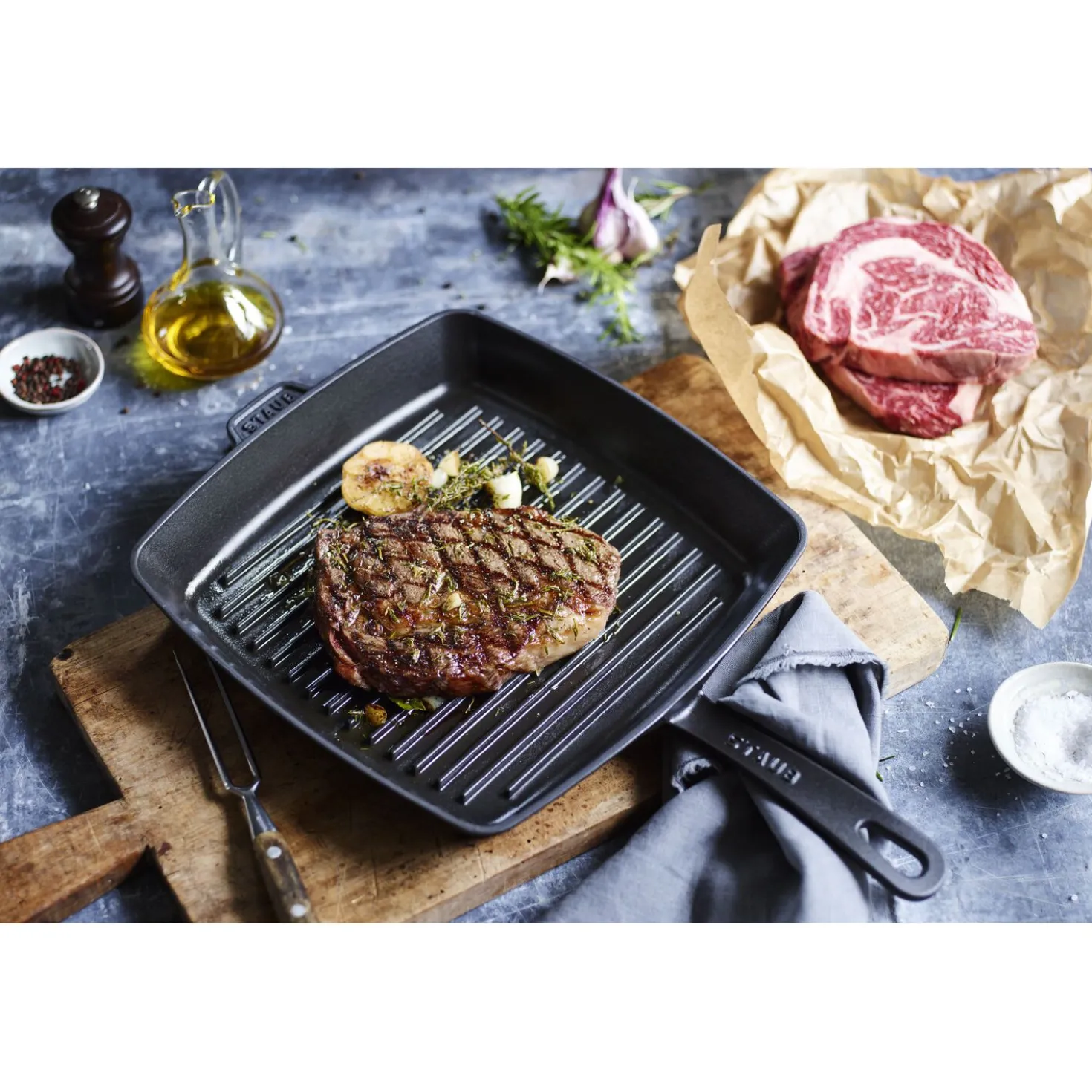 American Grill 30 cm, Gusseisen, Schwarz