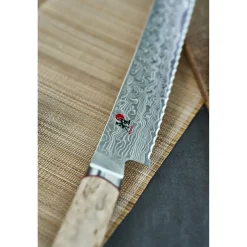 Brotmesser 23 cm, Wellenschliff