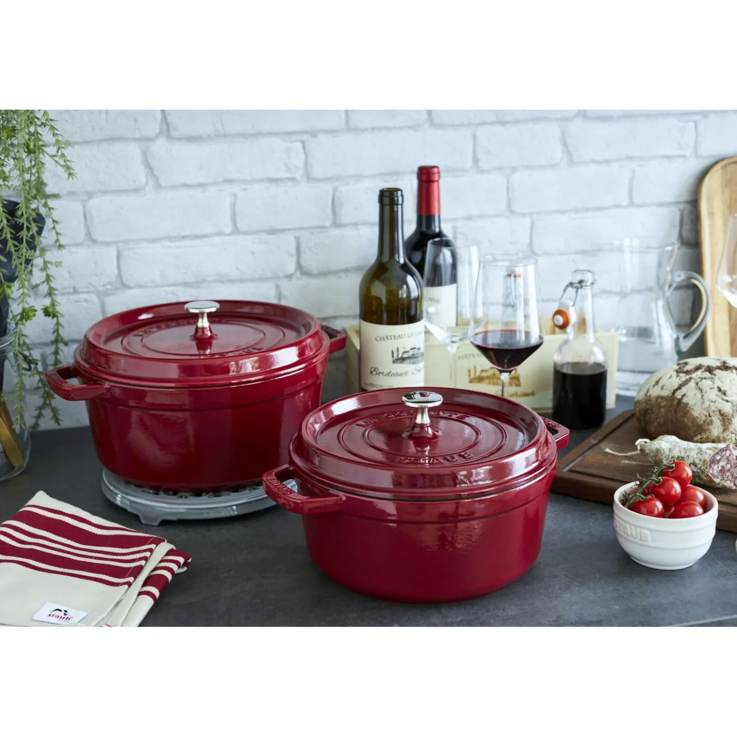 Cocotte 26 cm, rund, Bordeaux, Gusseisen