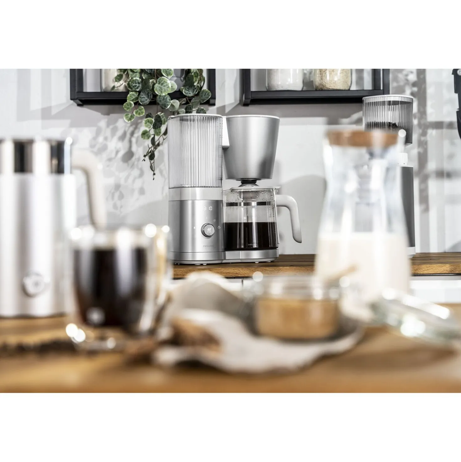 Filterkaffeemaschine, 1,5 l, Silber-Weiß