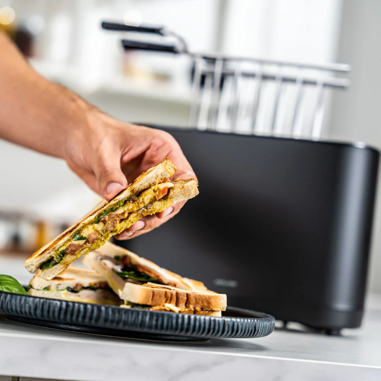 Kurzschlitztoaster, Sandwichzange & Brötchenaufsatz Set, 4-tlg., Weiß/Silber, Stahl