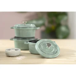 Mini Cocotte 10 cm, rund, Salbeigrün, Gusseisen